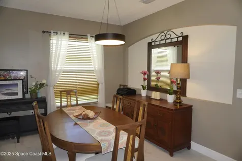 284 Sedgewood Circle Melbourne FL 32904