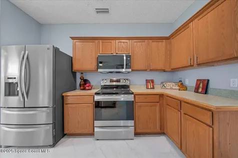 284 Sedgewood Circle Melbourne FL 32904