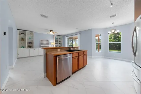 284 Sedgewood Circle Melbourne FL 32904