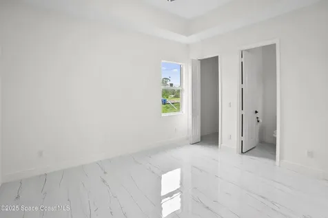2886 Grant Avenue SE Palm Bay FL 32909