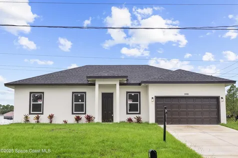 2886 Grant Avenue SE Palm Bay FL 32909