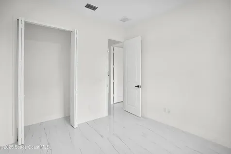 2886 Grant Avenue SE Palm Bay FL 32909
