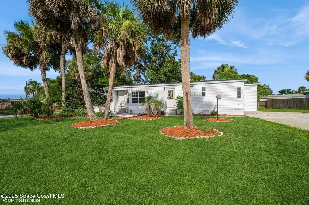155 Vanguard Circle Cocoa FL 32926
