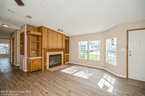 155 Vanguard Circle Cocoa FL 32926
