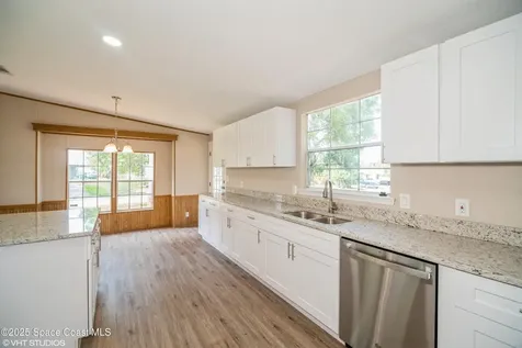 155 Vanguard Circle Cocoa FL 32926