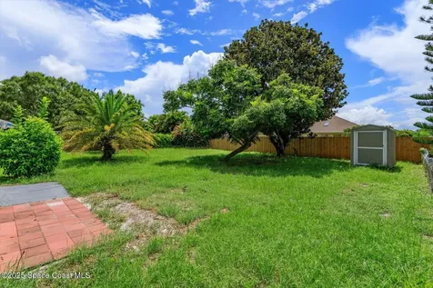 940 Hampshire Avenue NE Palm Bay FL 32905