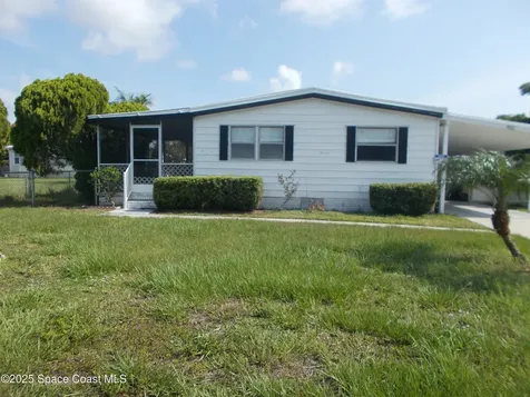 906 Spruce Street Sebastian FL 32976