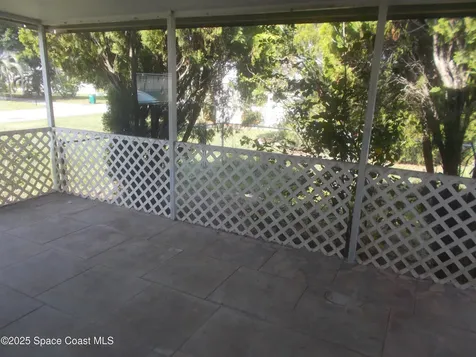 906 Spruce Street Sebastian FL 32976
