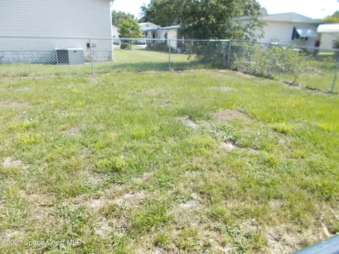 906 Spruce Street Sebastian FL 32976