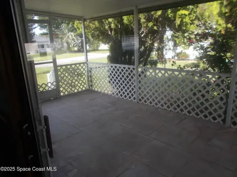 906 Spruce Street Sebastian FL 32976