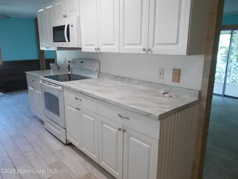 906 Spruce Street Sebastian FL 32976
