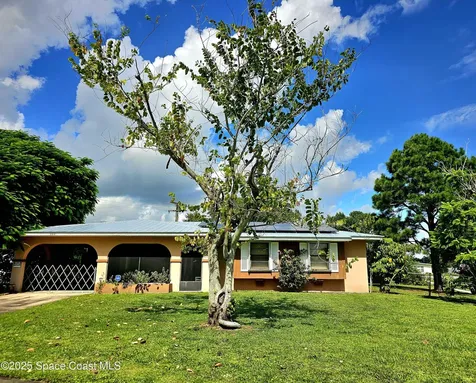 898 Hampton Drive NE Palm Bay FL 32905