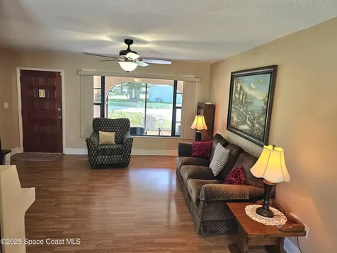 898 Hampton Drive NE Palm Bay FL 32905
