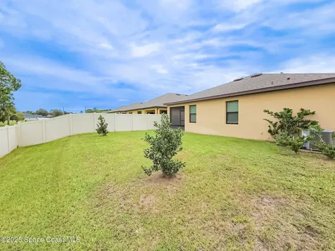 1406 Mineral Loop Drive NW Palm Bay FL 32907