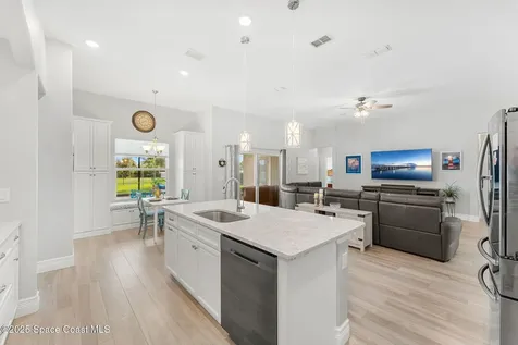 4009 Gardenwood Circle Grant FL 32949