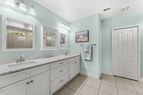 4009 Gardenwood Circle Grant FL 32949