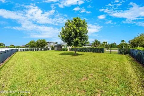 4009 Gardenwood Circle Grant FL 32949