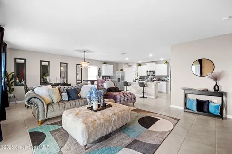 1954 Farmhouse Road SE Palm Bay FL 32909