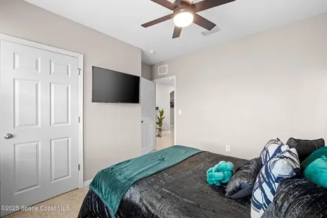 1954 Farmhouse Road SE Palm Bay FL 32909