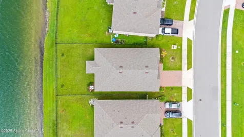 1954 Farmhouse Road SE Palm Bay FL 32909