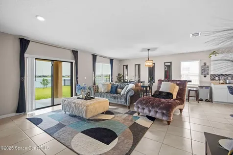 1954 Farmhouse Road SE Palm Bay FL 32909