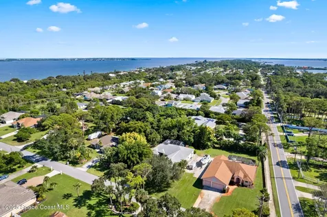1741 Fowler Drive Merritt Island FL 32952