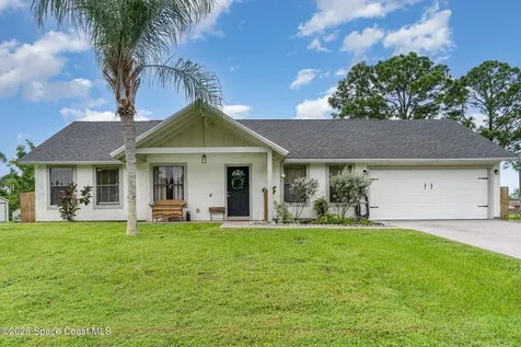 530 Truman Street SW Palm Bay FL 32908