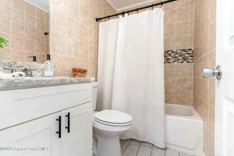 530 Truman Street SW Palm Bay FL 32908