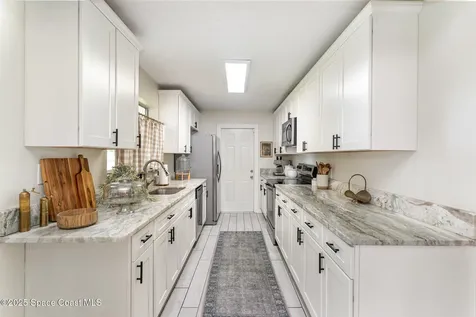 530 Truman Street SW Palm Bay FL 32908