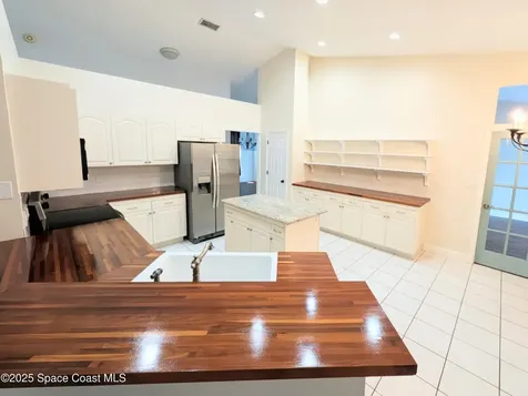 370 Northgrove Drive Merritt Island FL 32953