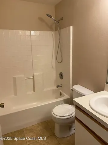 147 Oakcrest Avenue NE Palm Bay FL 32907
