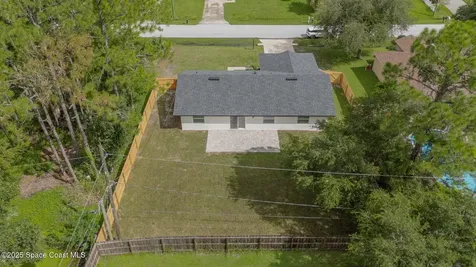 1670 Heartwellville Street NW Palm Bay FL 32907