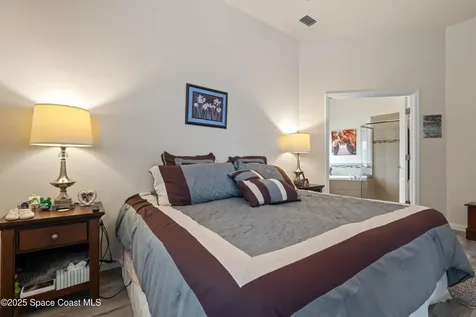 185 Dandridge Avenue NW Palm Bay FL 32907