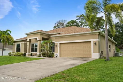 185 Dandridge Avenue NW Palm Bay FL 32907
