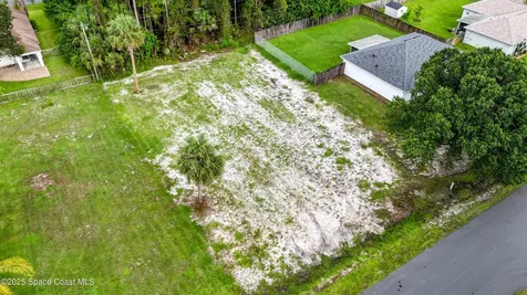 185 Dandridge Avenue NW Palm Bay FL 32907