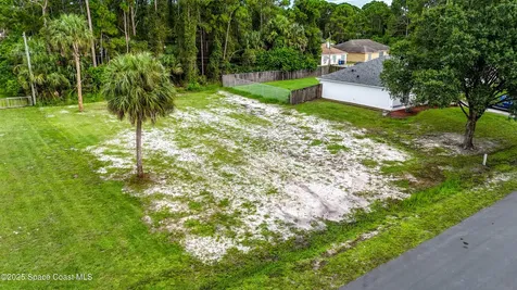 185 Dandridge Avenue NW Palm Bay FL 32907