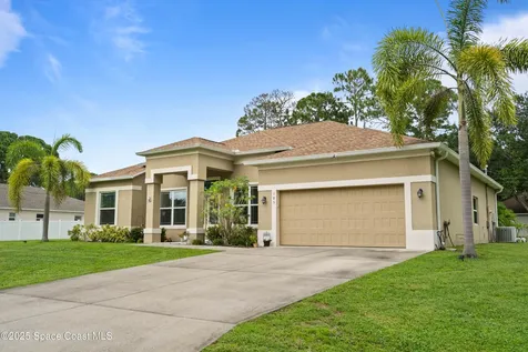 185 Dandridge Avenue NW Palm Bay FL 32907