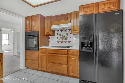 2048 Henry Avenue Melbourne FL 32904