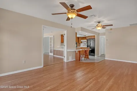 2048 Henry Avenue Melbourne FL 32904
