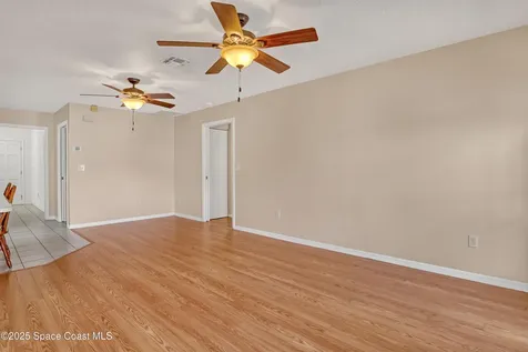 2048 Henry Avenue Melbourne FL 32904