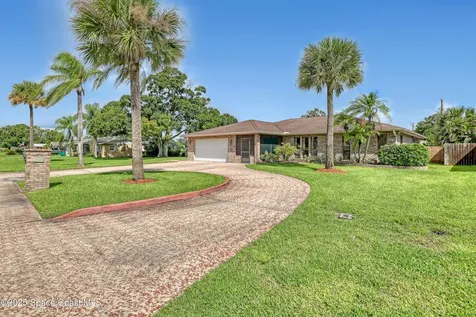 2048 Henry Avenue Melbourne FL 32904