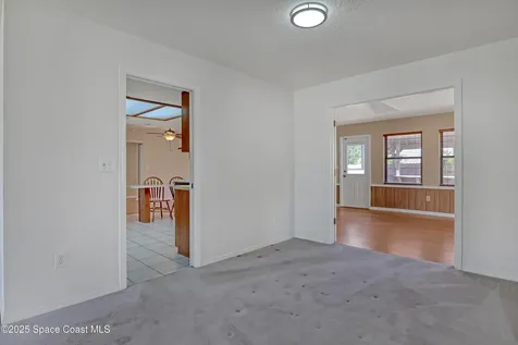 2048 Henry Avenue Melbourne FL 32904