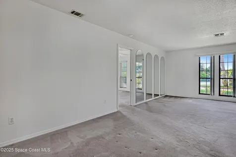 2048 Henry Avenue Melbourne FL 32904