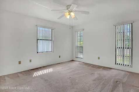 2048 Henry Avenue Melbourne FL 32904