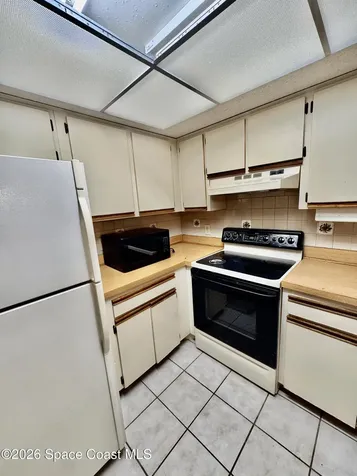 915 Sonesta Avenue NE Palm Bay FL 32905