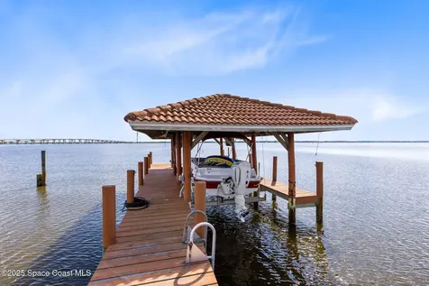 2636 N Indian River Drive Cocoa FL 32922