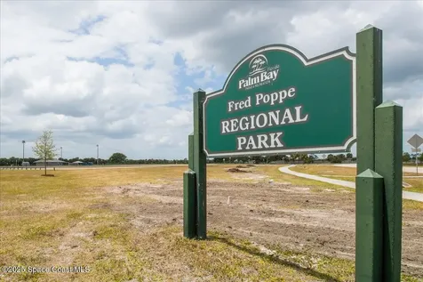 2420 Roygaris Street NW Palm Bay FL 32907