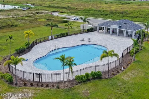2420 Roygaris Street NW Palm Bay FL 32907