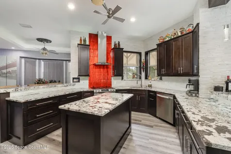 1681 Antique Terrace SE Palm Bay FL 32909