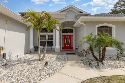 1681 Antique Terrace SE Palm Bay FL 32909